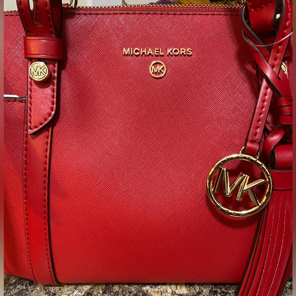❤️🔥MICHAEL KORS SAFFIANO LEATHER CROSSBODY/SATCHEL TOTE w/FREE DUST BAG 👜 - Picture 5 of 15